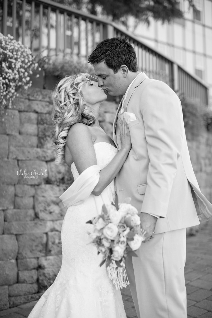 Chase_On_The_Lake_Walker_Mn_Wedding_Photography_Chelsie_Elizabeth_Photography_0009