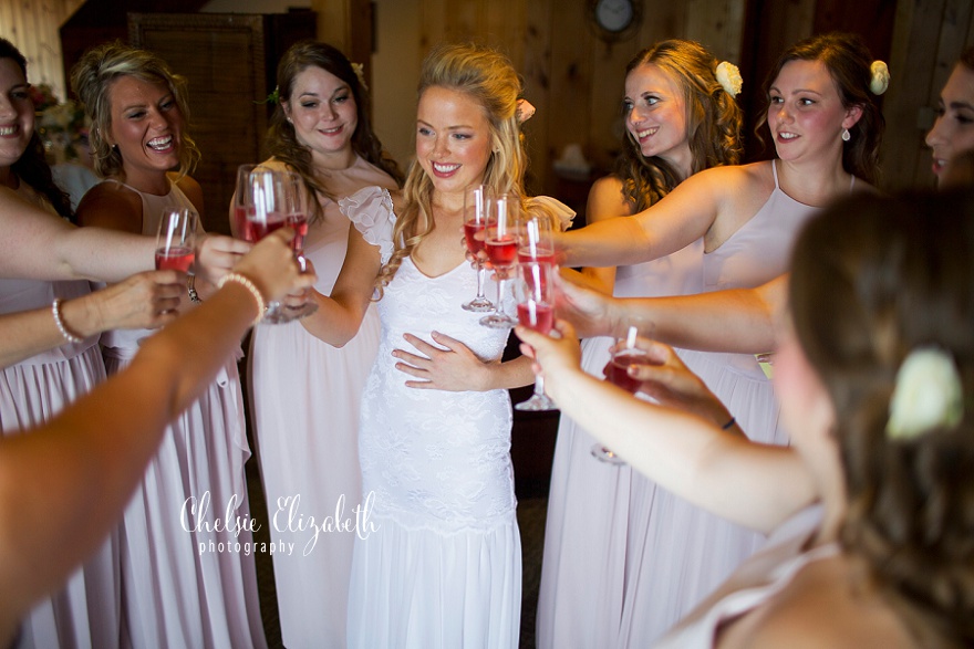 Lusten-Resort_Wedding_photographer_Chelsie_Elizabeth_Photography_Nisswa_Minnesota_0010