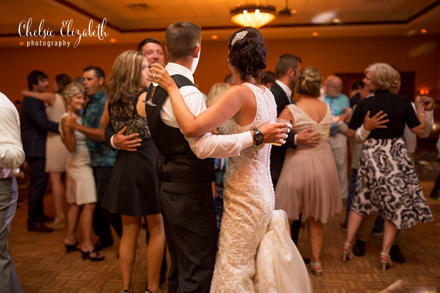 Grand_View_Lodge_Nisswa_MN_Wedding_Photographer_Chelsie_Elizabeth_Photography_0089
